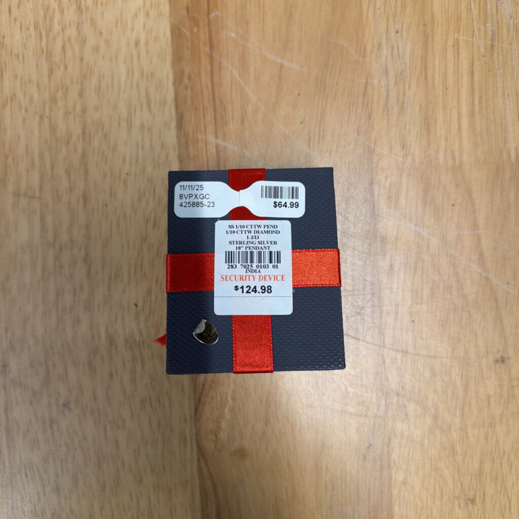 Sterling Silver 1/10 CTTW Diamond Circle Pendant Necklace