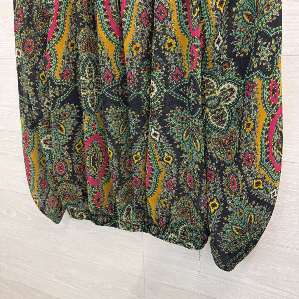 Yahada Green/ Multi Print Long Sleeve Top Large