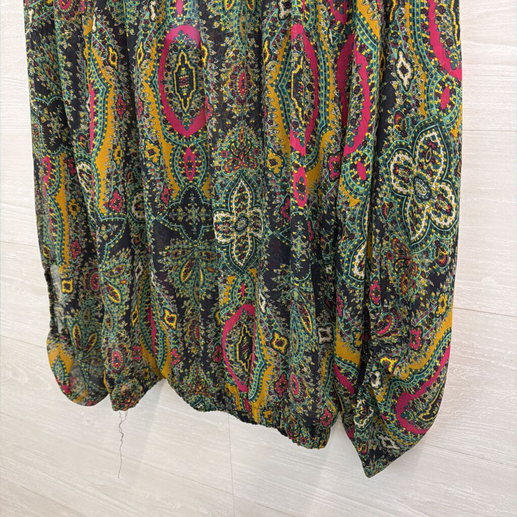 Yahada Green/ Multi Print Long Sleeve Top Large