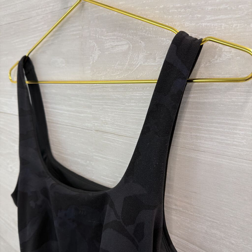 Black Print Cropped Athletic Tank Top Large