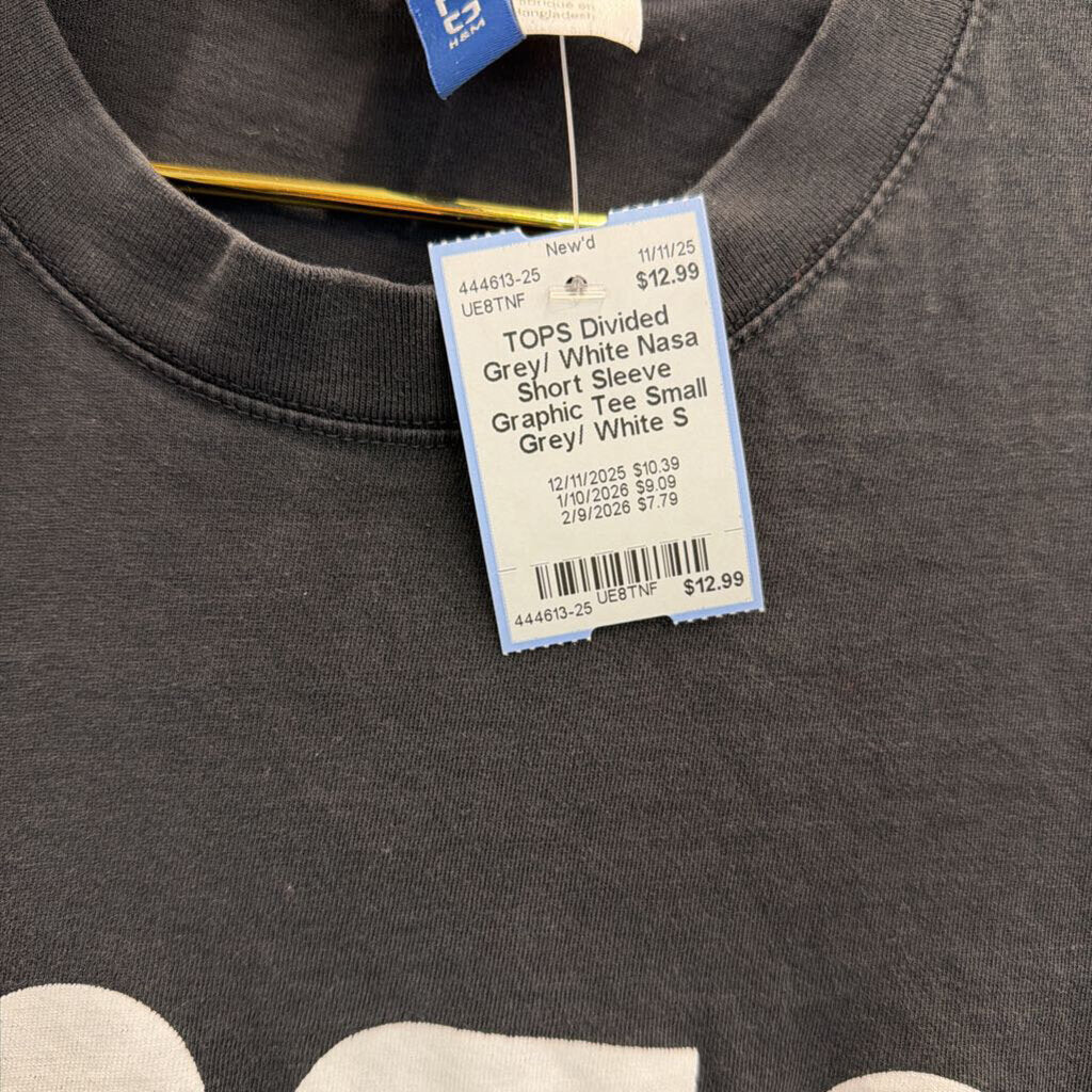 Grey/ White Nasa Short Sleeve Graphic Tee Small