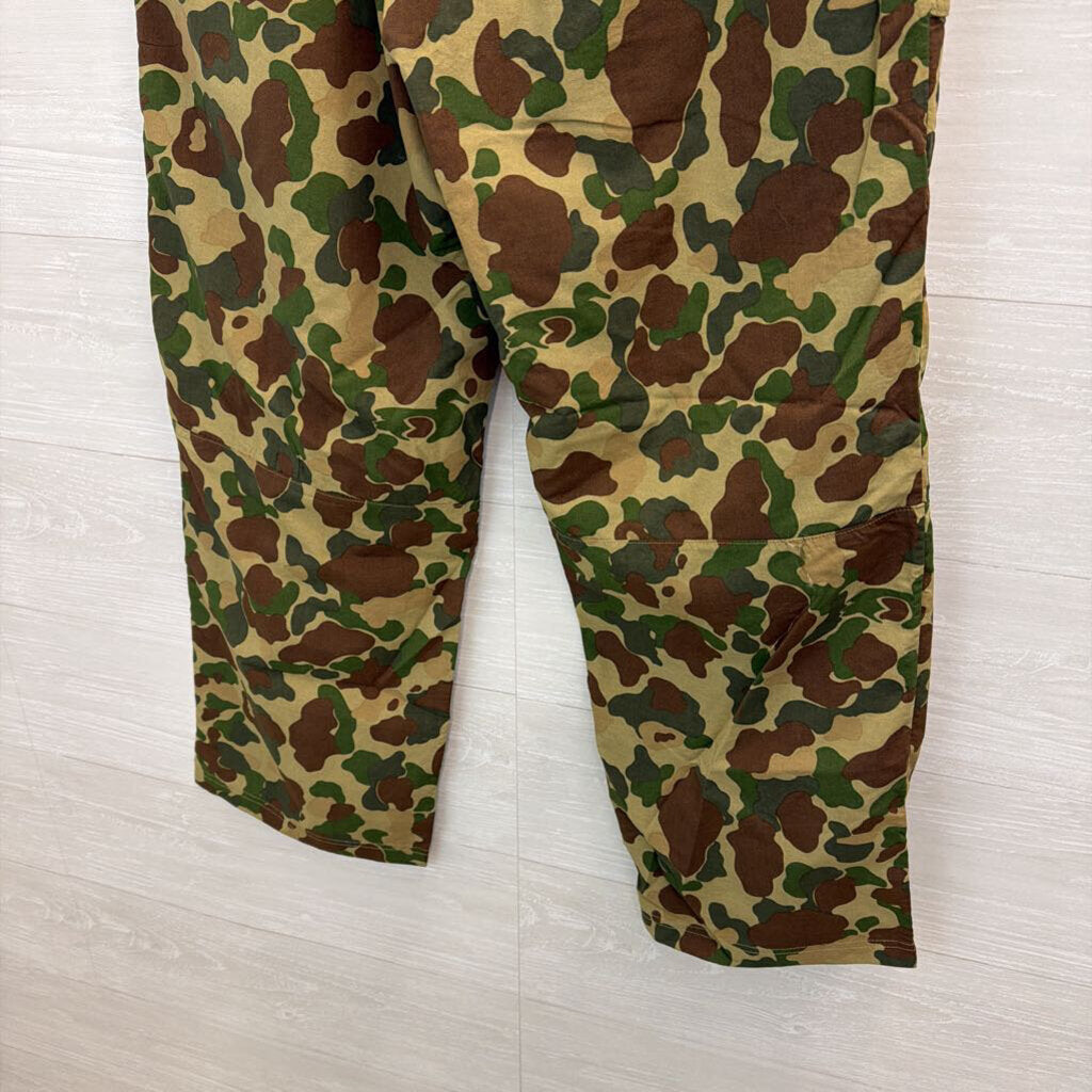 Champion Green Camo Print Wide Leg Pants Medium