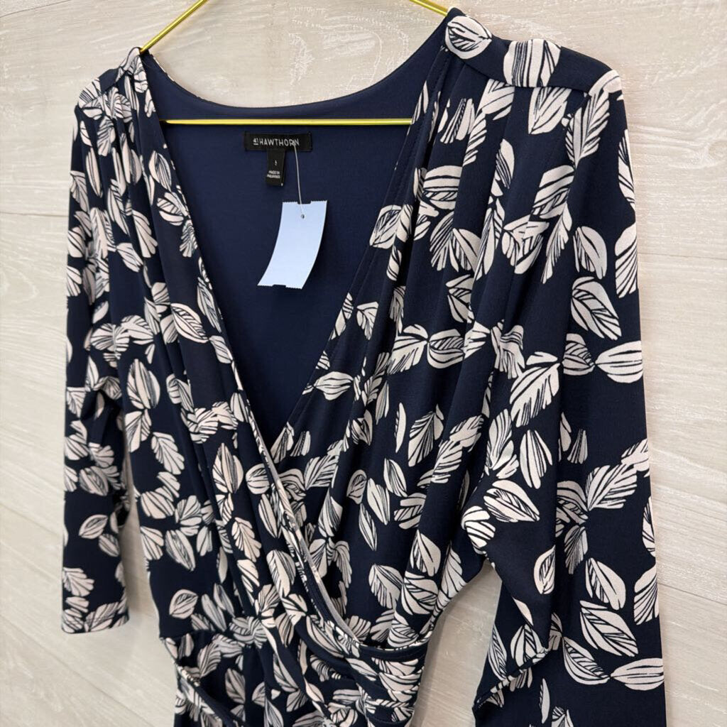 41 Hawthorn Navy/ White Print Long Sleeve Faux Wrap Dress Large