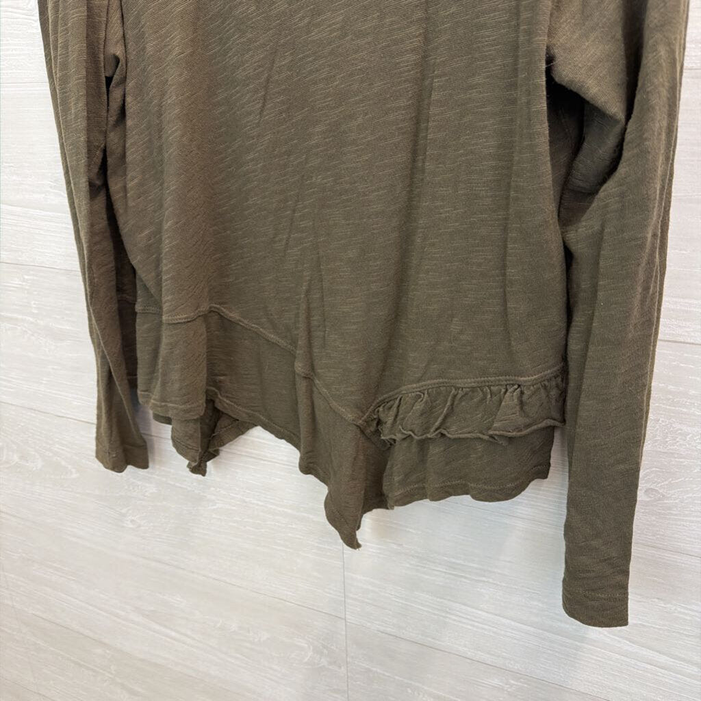 Left of Center Green Long Sleeve Top Medium