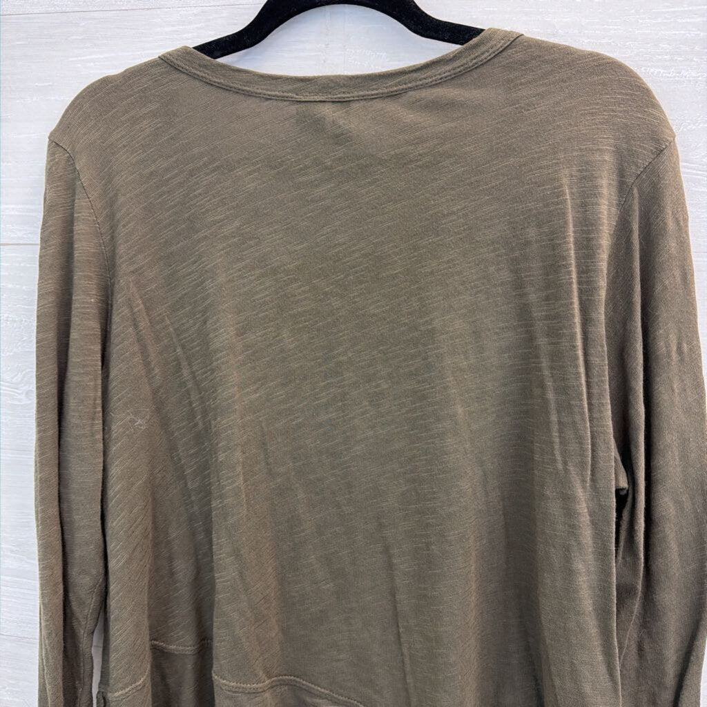 Left of Center Green Long Sleeve Top Medium