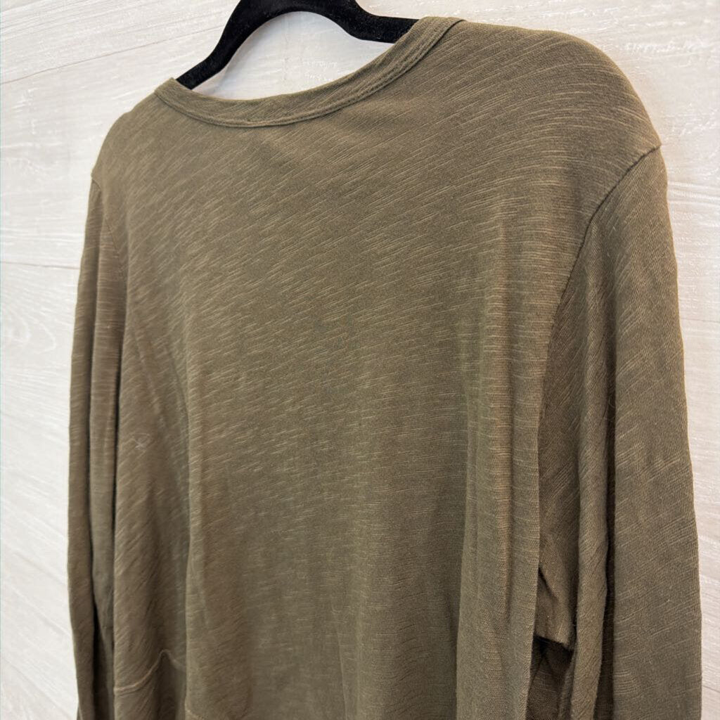 Left of Center Green Long Sleeve Top Medium
