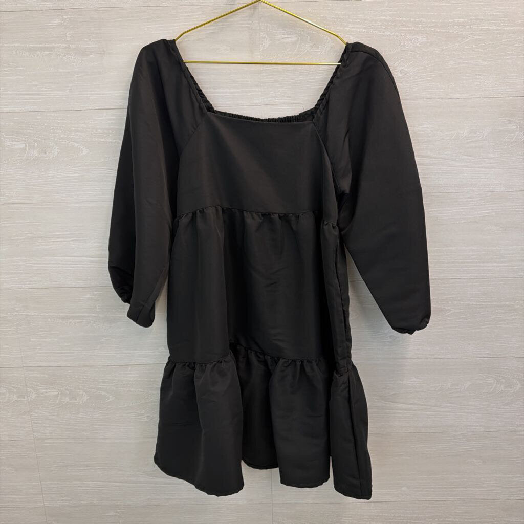 Levi Black Long Puff Sleeve Tiered Dress Small