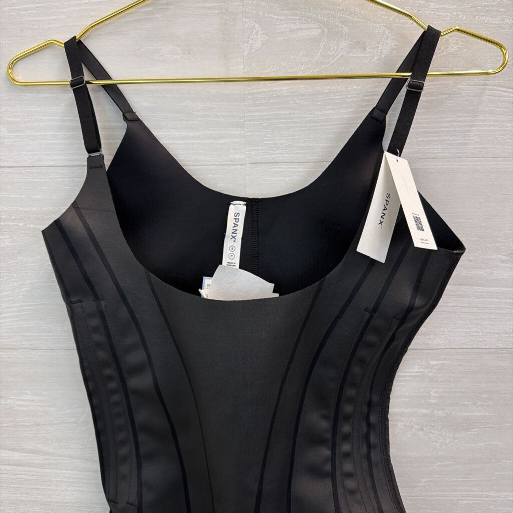 Spanx Black Open Bust Mid Thigh Bodysuit Small