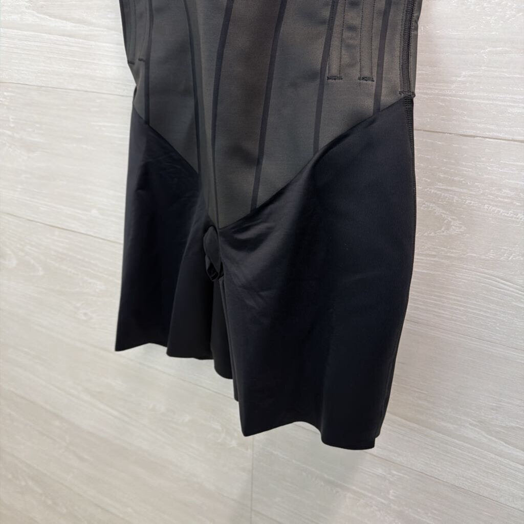 Spanx Black Open Bust Mid Thigh Bodysuit Small