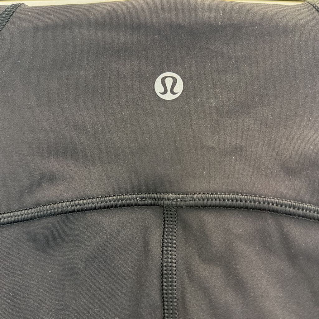Lululemon Black Cropped Leggings 8