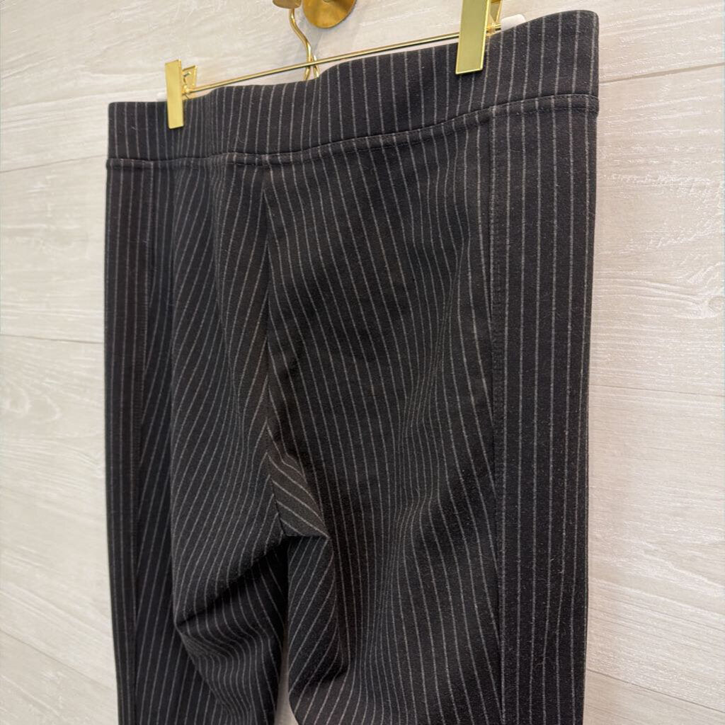 Karl Lagerfeld Black/ Grey Pin Stripe Front Zip Pockets Skinny Leg Pull On Pants Medium