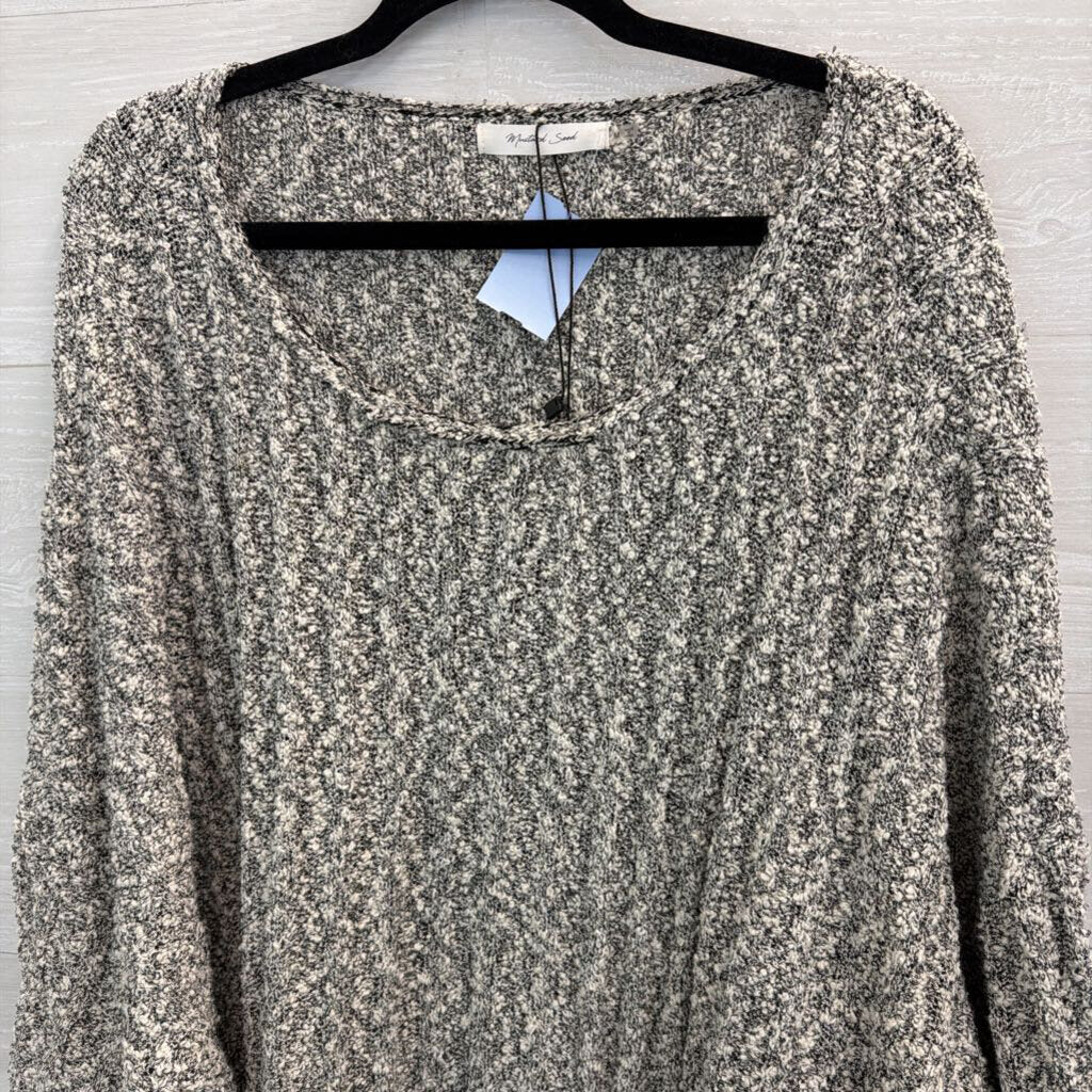 Mustard Seed White/ Black Knit Long Sleeve Sweater Top Medium
