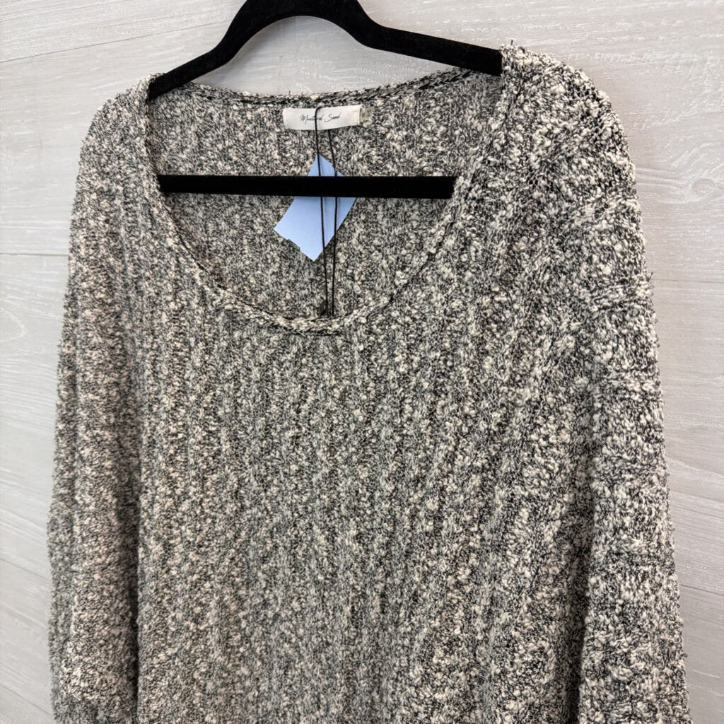 Mustard Seed White/ Black Knit Long Sleeve Sweater Top Medium