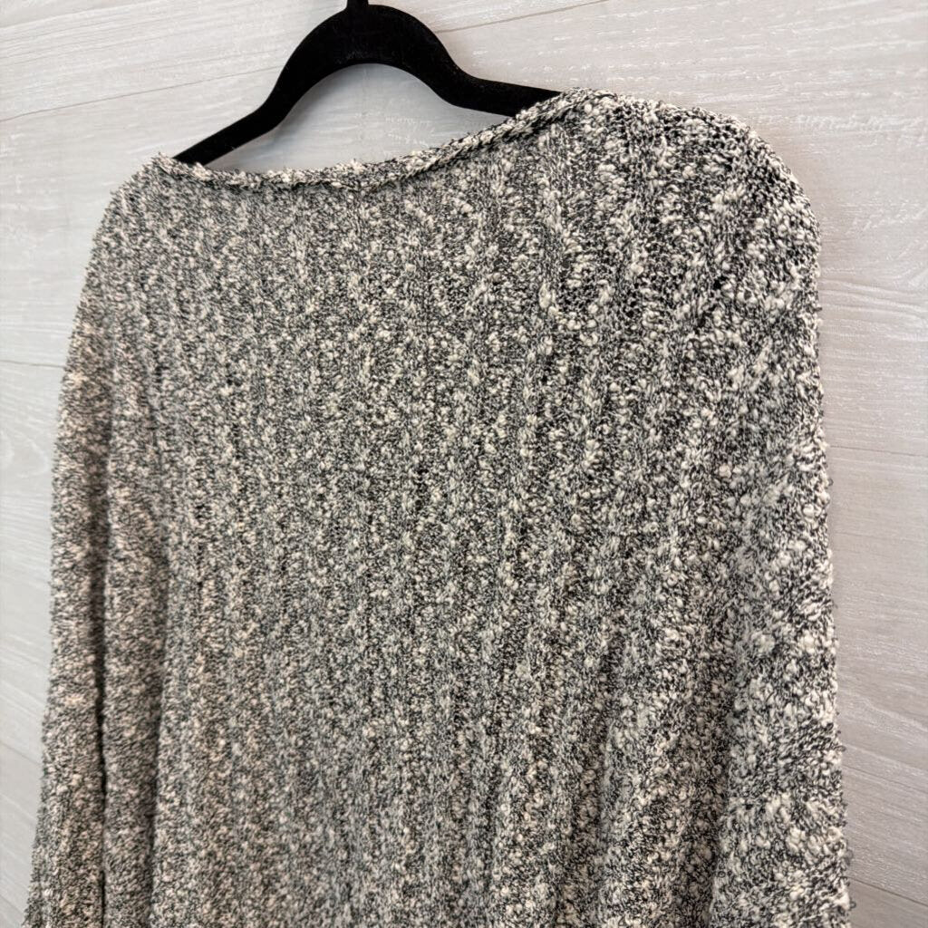 Mustard Seed White/ Black Knit Long Sleeve Sweater Top Medium