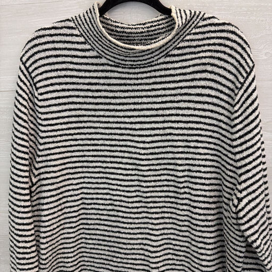 J Crew White/ Black Knit Mock Neck Sweater XXL