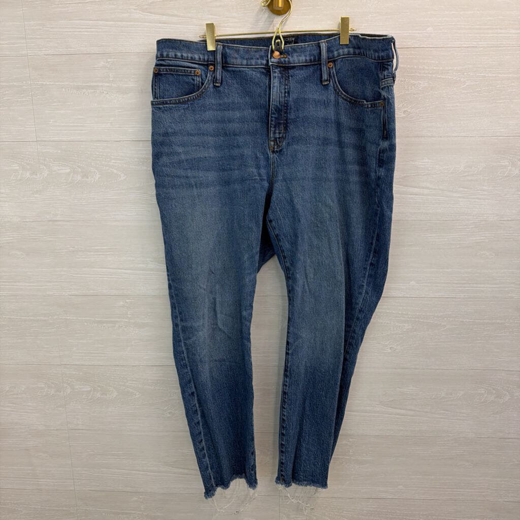 J Crew Medium Wash Slim Boyfriend Jeans 34