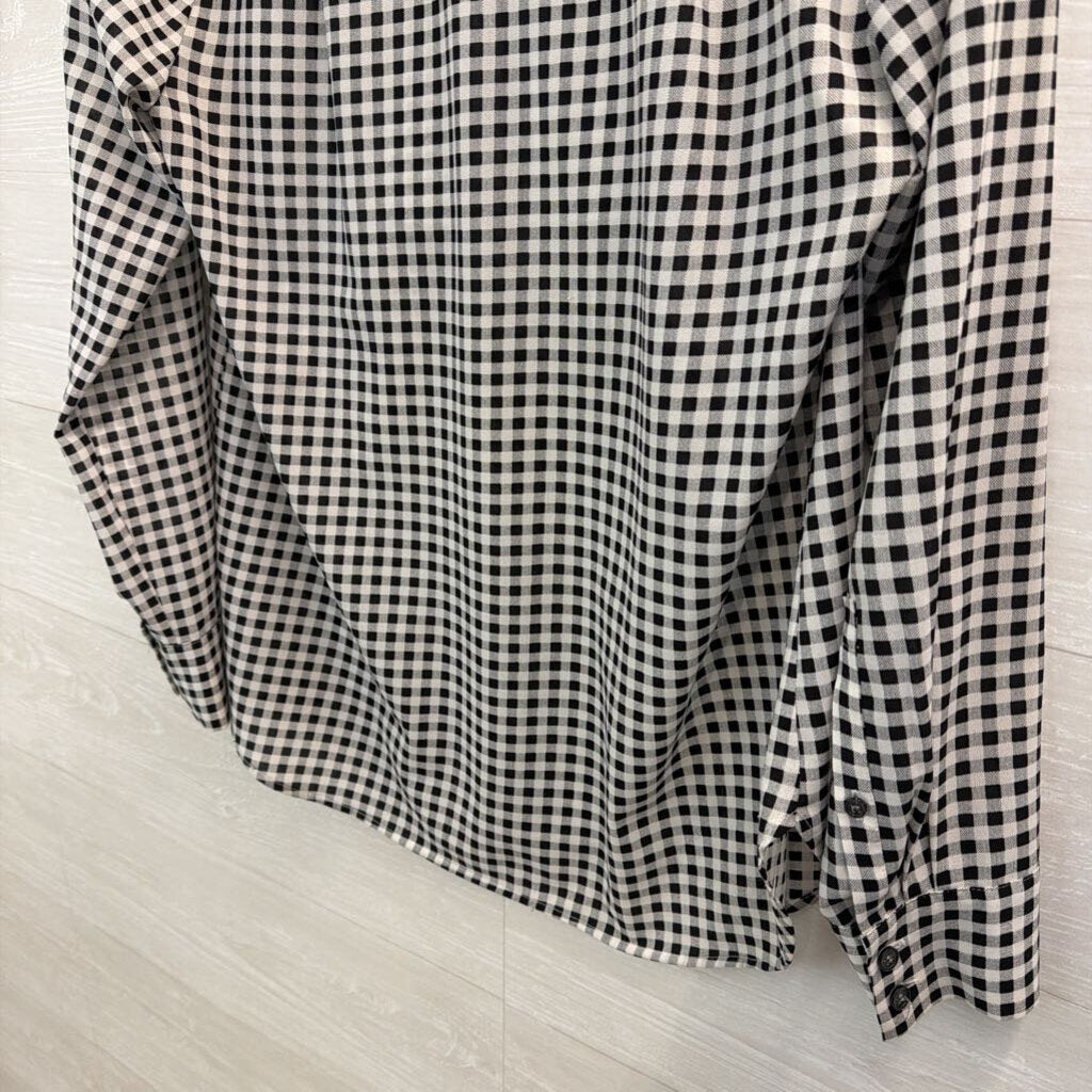 J Crew Black/ White Gingham Long Sleeve Button Down Top Medium