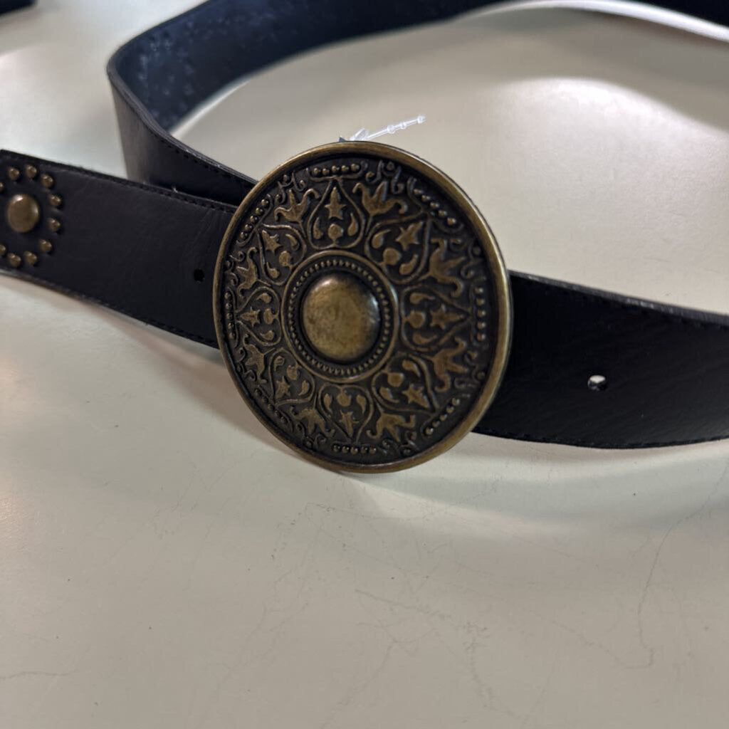 Black Leather Bronze Studded Medallion Buckle Belt Medium