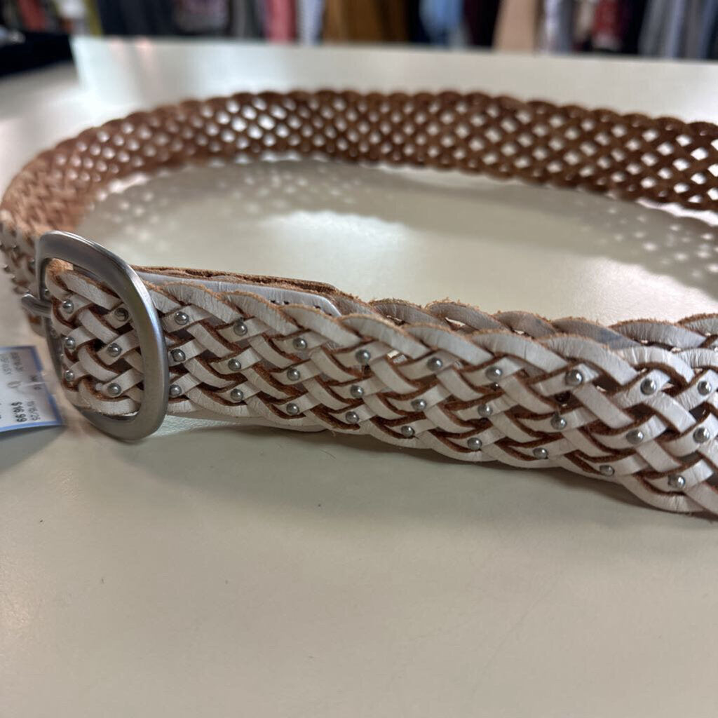 American Eagle White Woven Leather Silver Studded Belt Small/ Medium