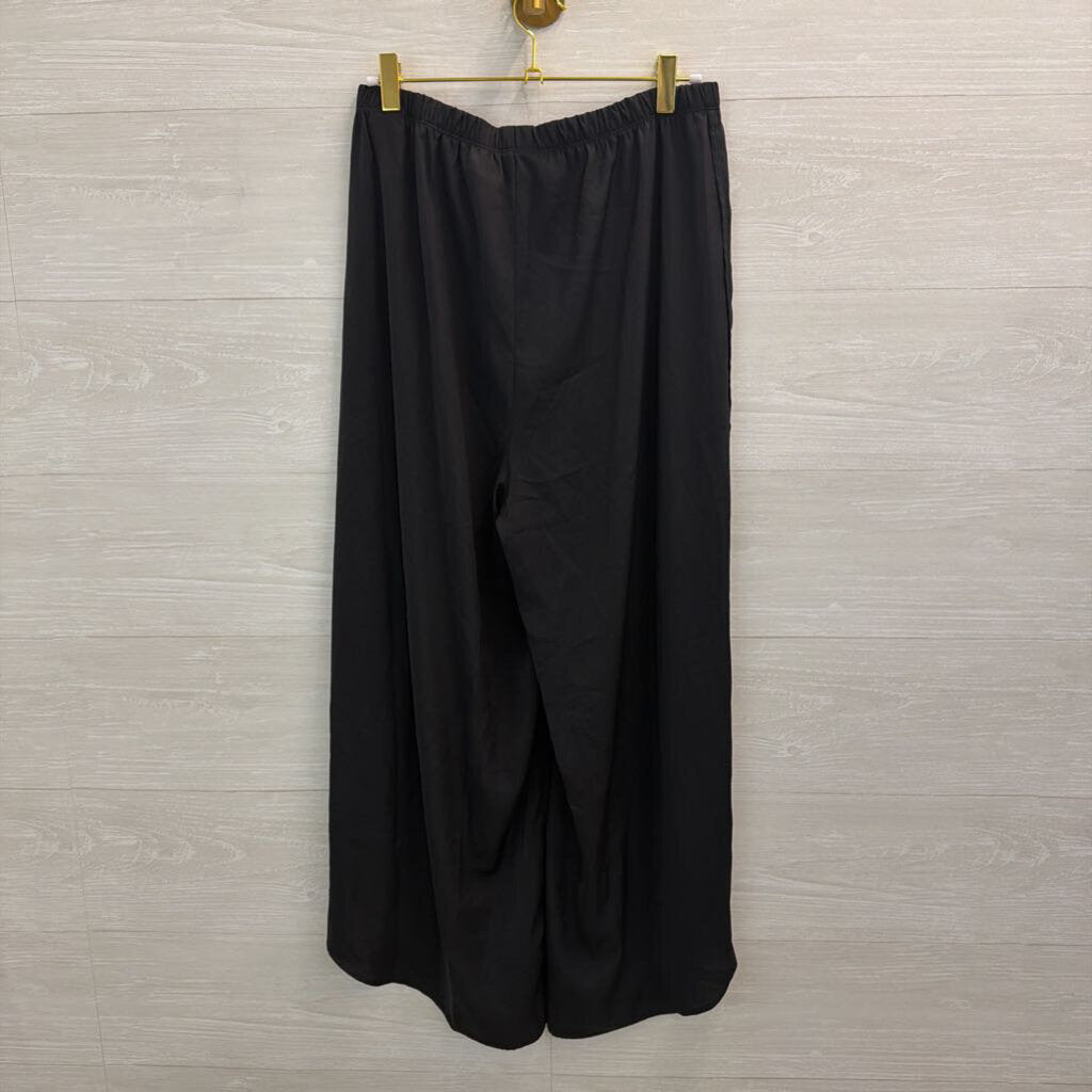 Up West Silky Side Slit Wide Leg Pants Medium