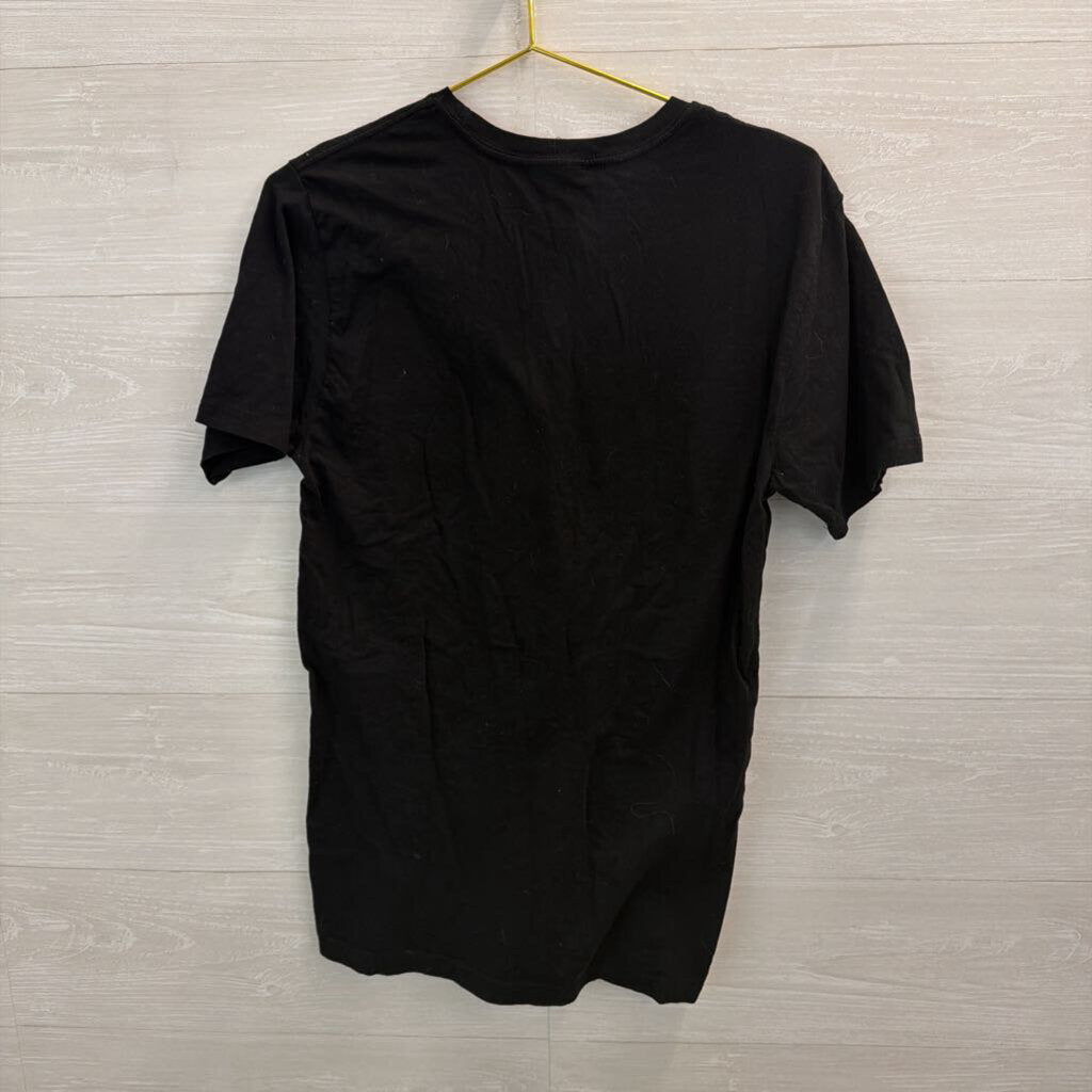 Black/ White Smut Readers Book Club Short Sleeve Graphic Tee Large