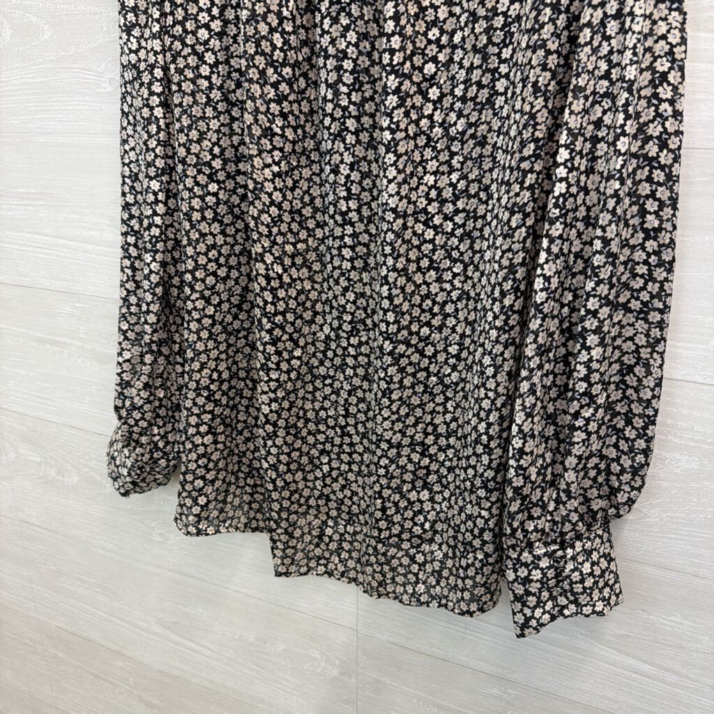 H&M Black/ White Flower Print Mock Neck Long Sleeve Top Extra Large