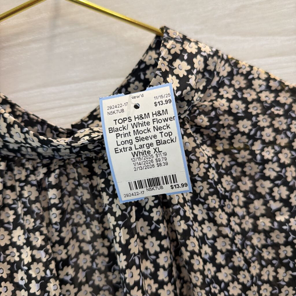 H&M Black/ White Flower Print Mock Neck Long Sleeve Top Extra Large