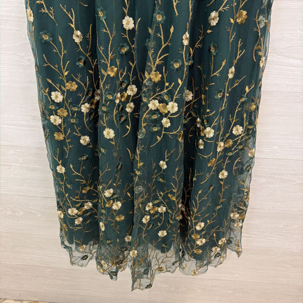 Baltic Born Green/ Gold Embroidered Flower Short Sleeve Maxi Dress Extra Large