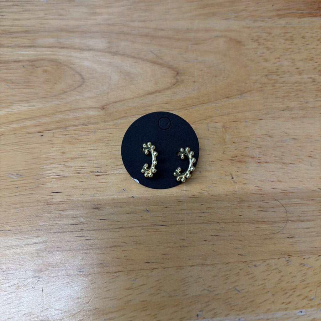 Dainty Gold Half Hoop Earrings