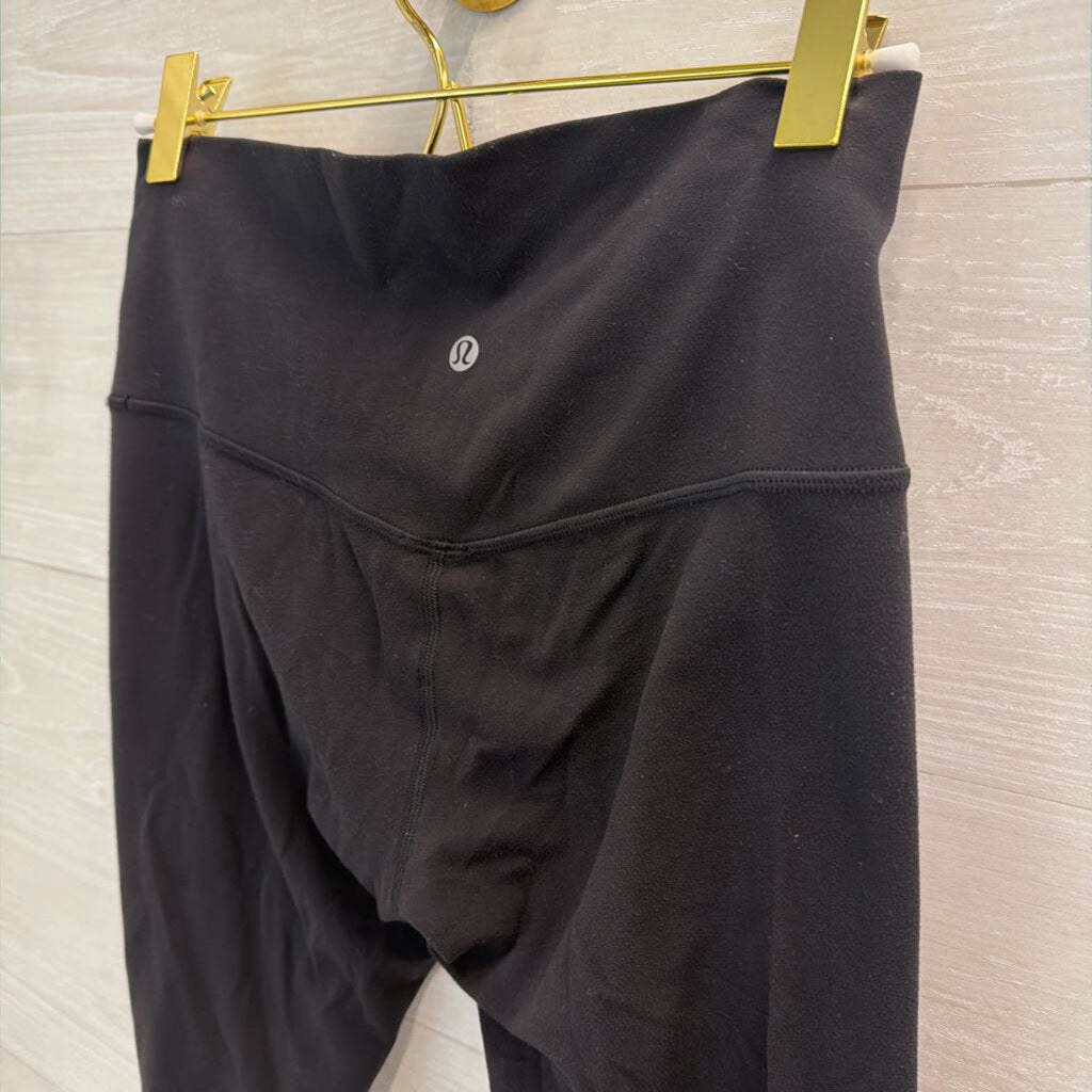 Lululemon Black Cropped Leggings 6
