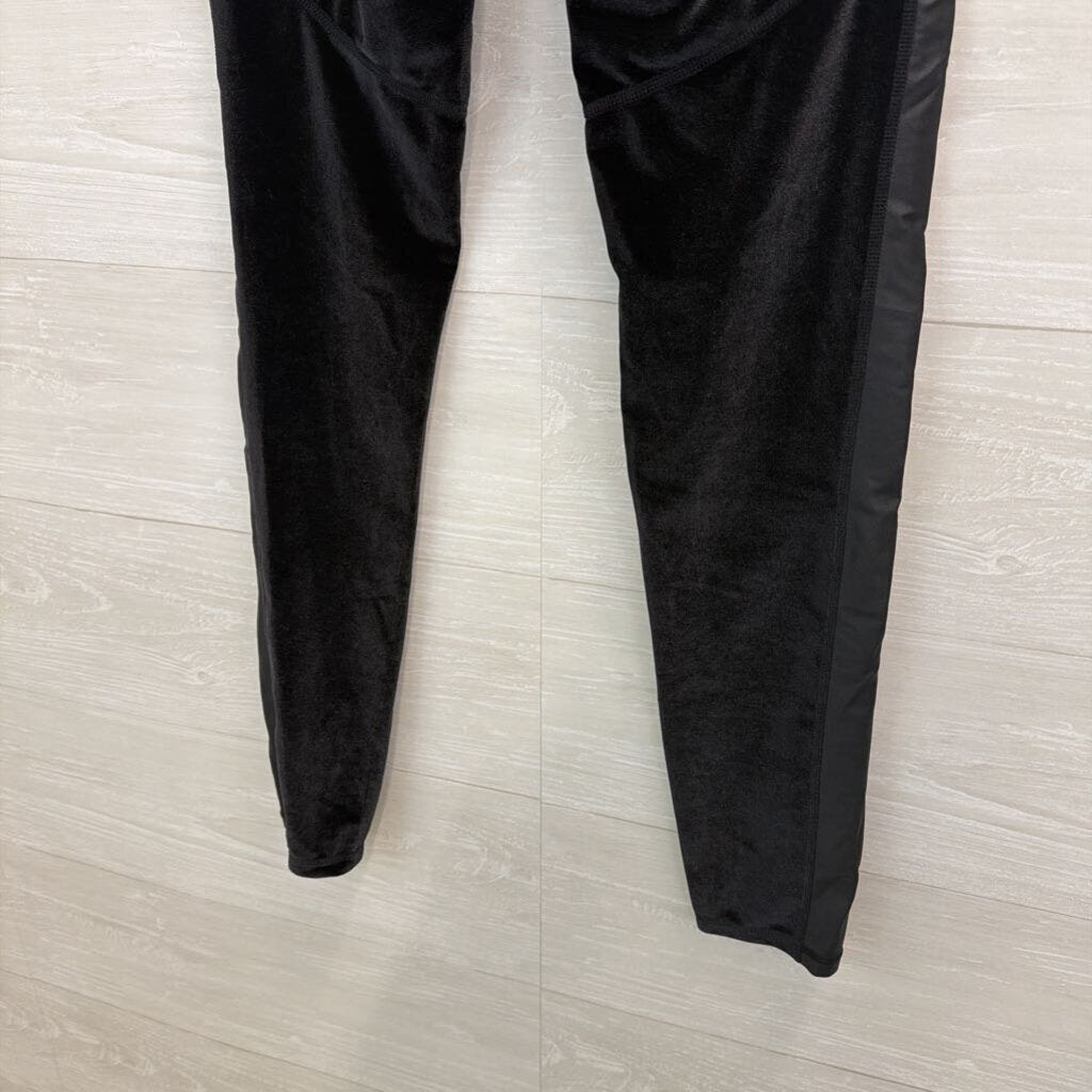 Sweaty Betty Black Velvet Legging Pants Medium