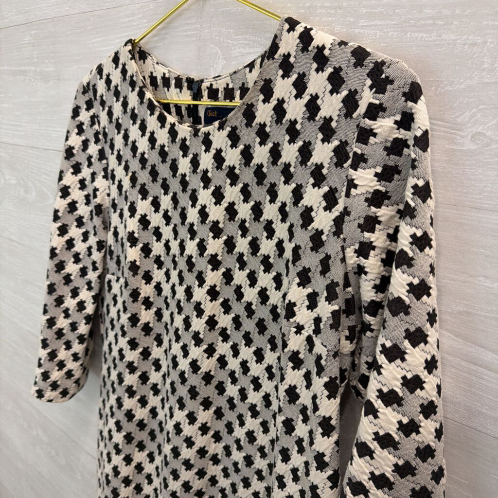 Just Taylor Black/ Cream Houndstooth Textured Print Long Sleeve Dress 10