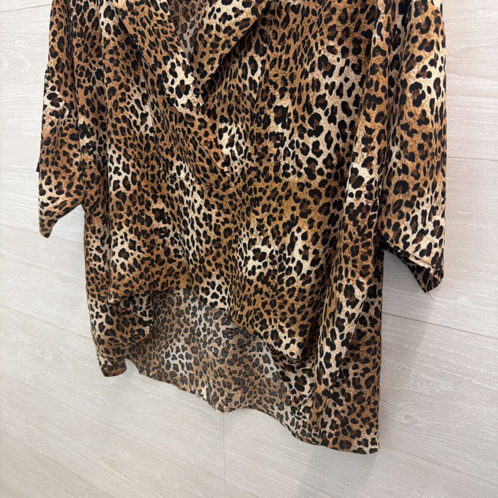 Artistic Works by Lu Brown Leopard Print Long Sleeve Top Large