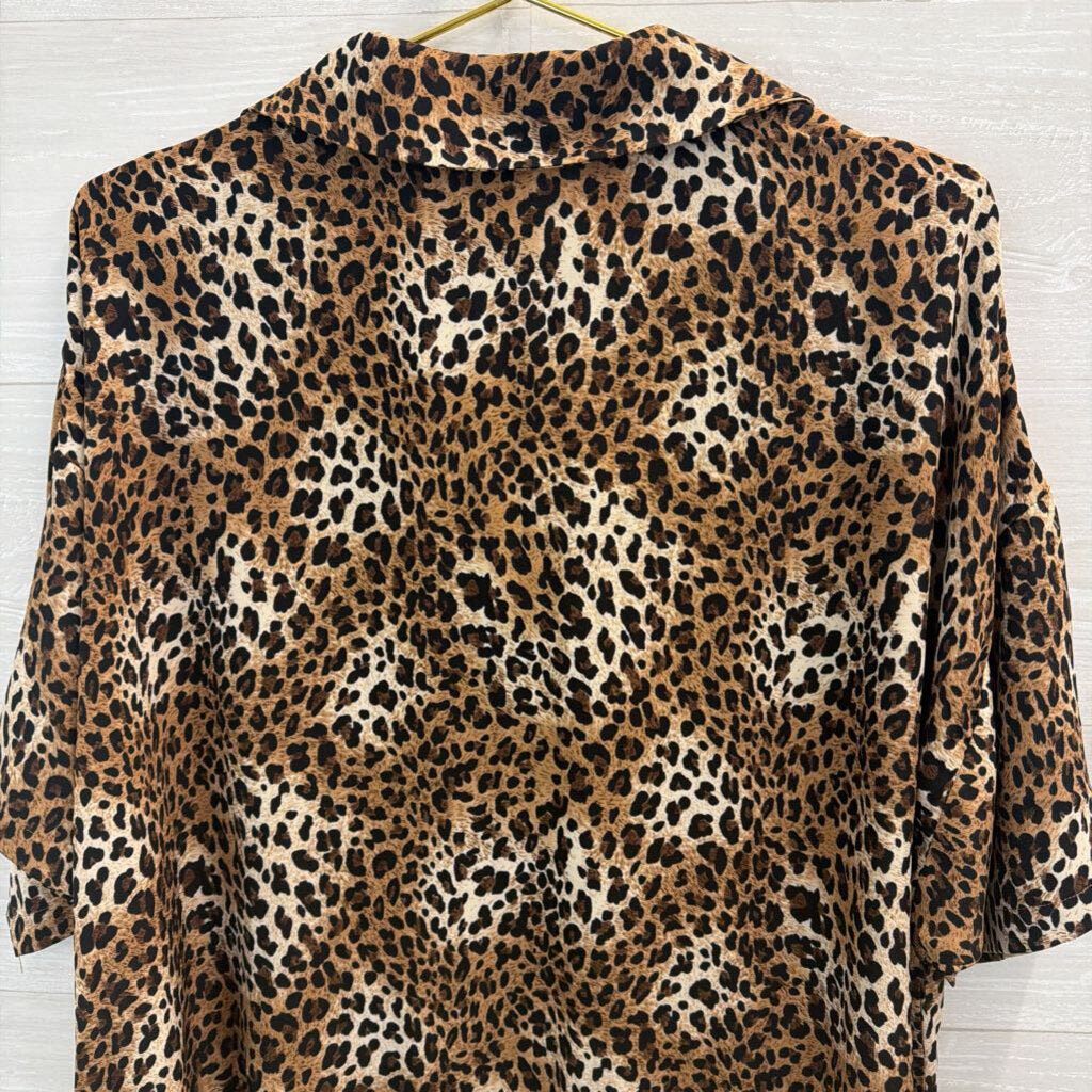 Artistic Works by Lu Brown Leopard Print Long Sleeve Top Large