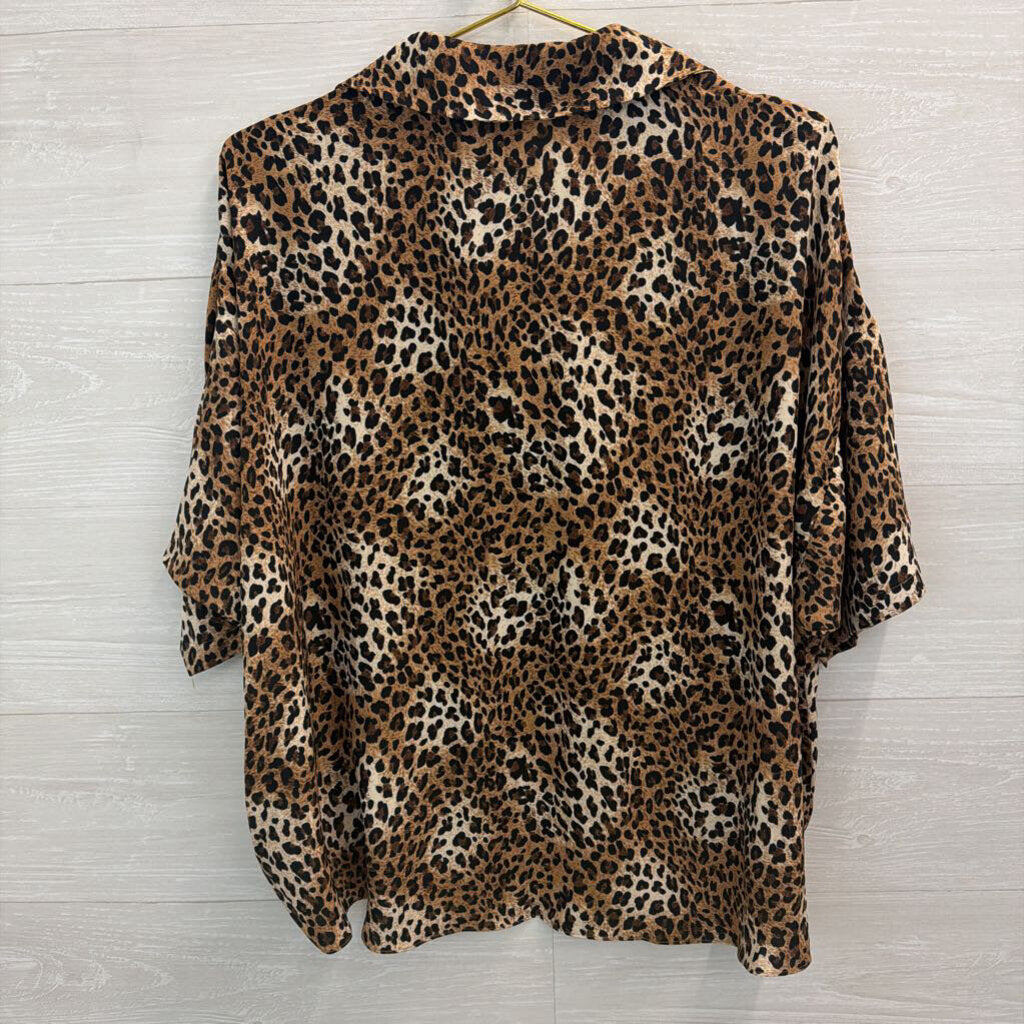 Artistic Works by Lu Brown Leopard Print Long Sleeve Top Large