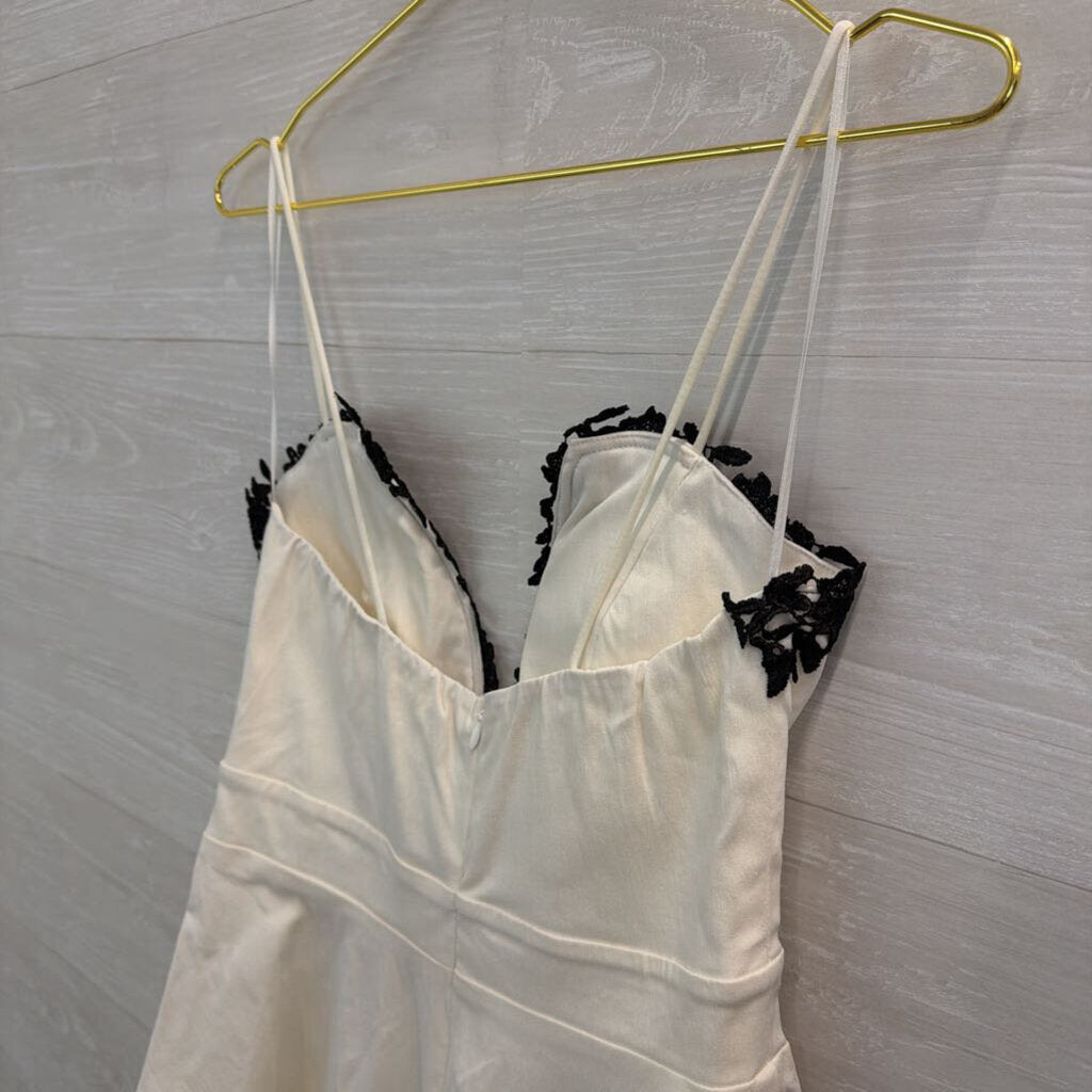 Parvenue White/ Black Lace Trim Dress Large