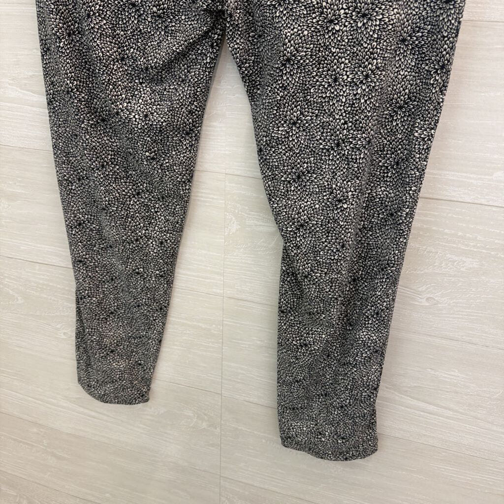 Lululemon Black/ White Print Departure Pants 8