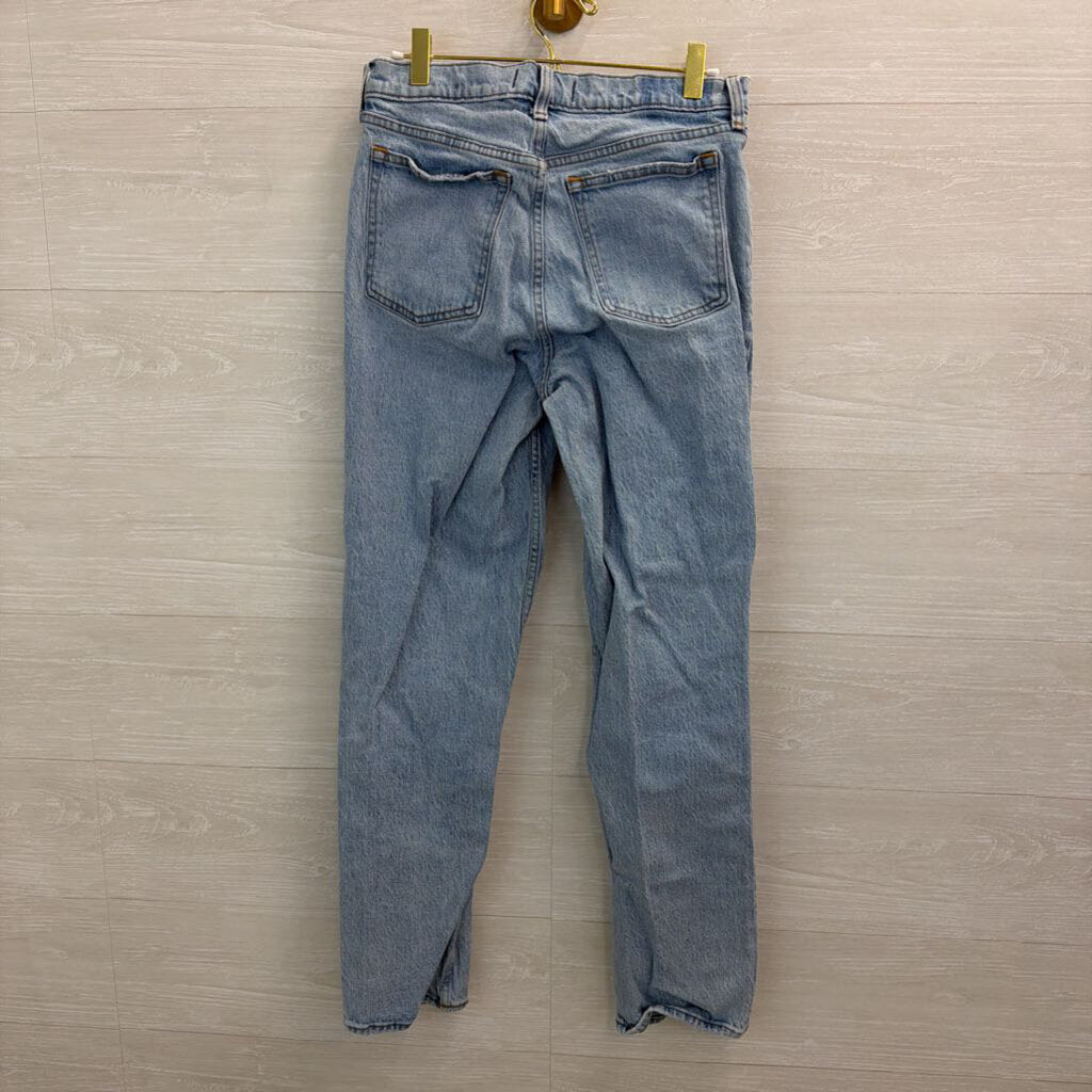 Abercrombie and Fitch Light Wash The Straight Mid Rise Jeans 6