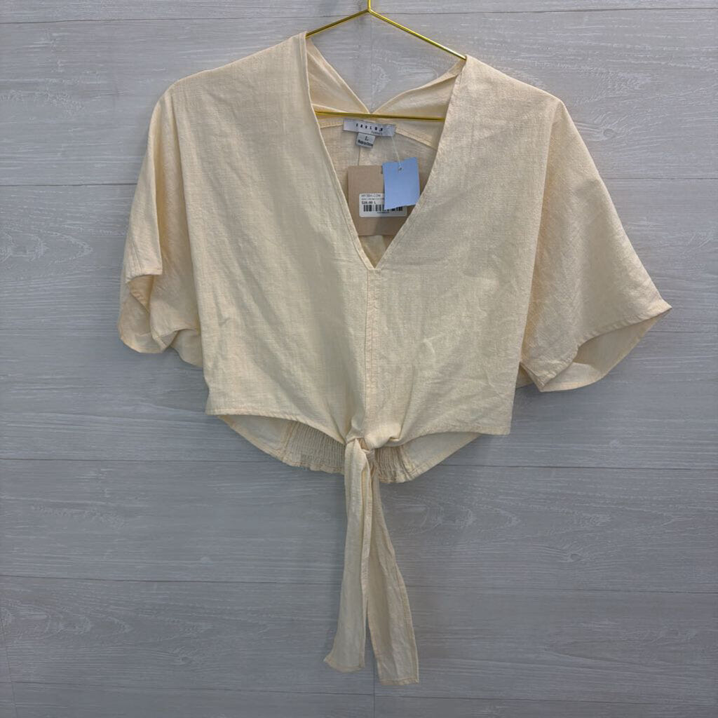 Fav Lux Cream Short Sleeve Cropped Tie Front Top Large