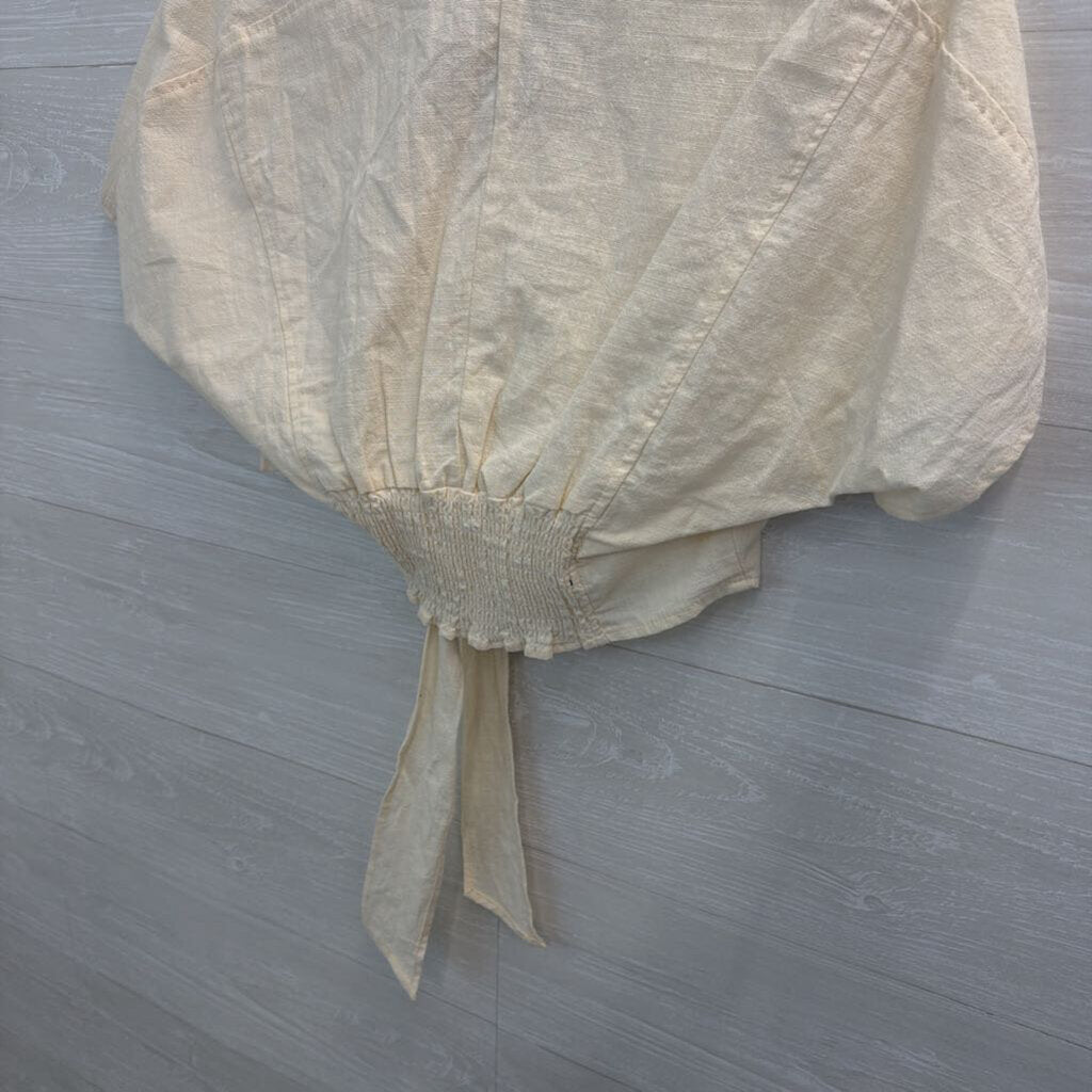 Fav Lux Cream Short Sleeve Cropped Tie Front Top Large