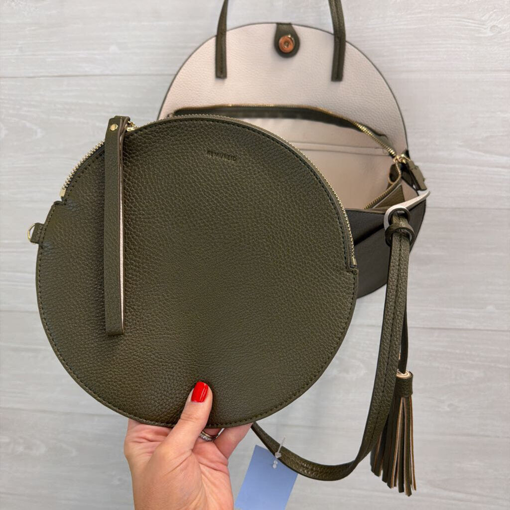 Remi and Reid Green Leather Round Shoulder Purse