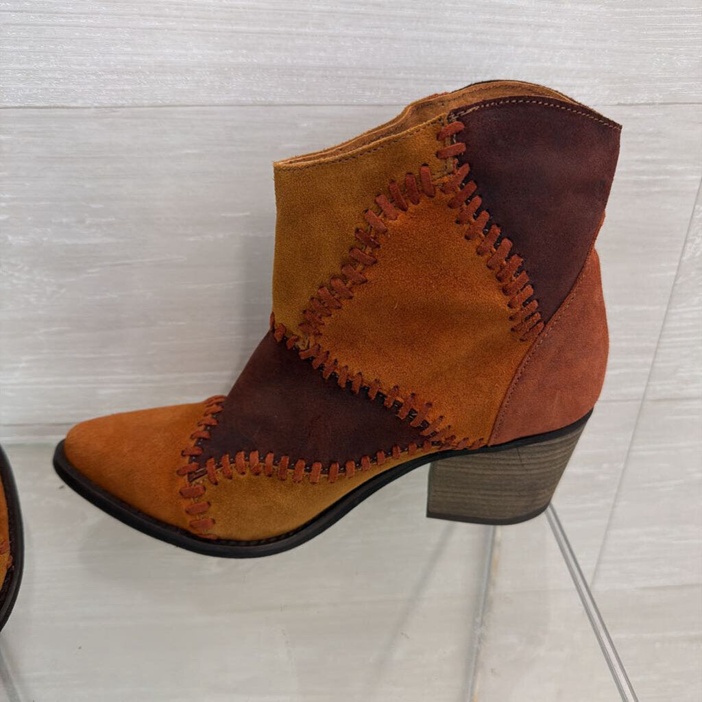 Musse and Cloud Brown Leather Patched Ankle Booties 8