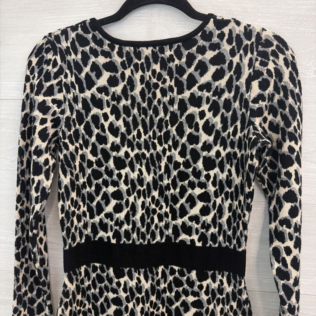 Taylor Black/ Beige Animal Print Long Sleeve Sweater Dress Small