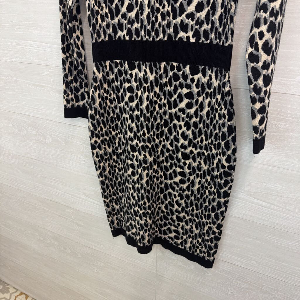 Taylor Black/ Beige Animal Print Long Sleeve Sweater Dress Small