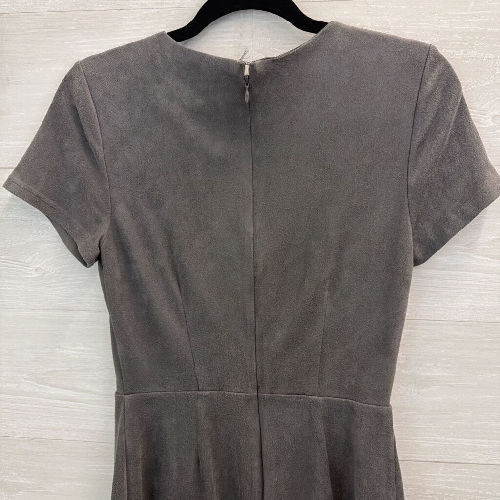 41 Hawthorn Grey Suede Short Sleeve Dress Small