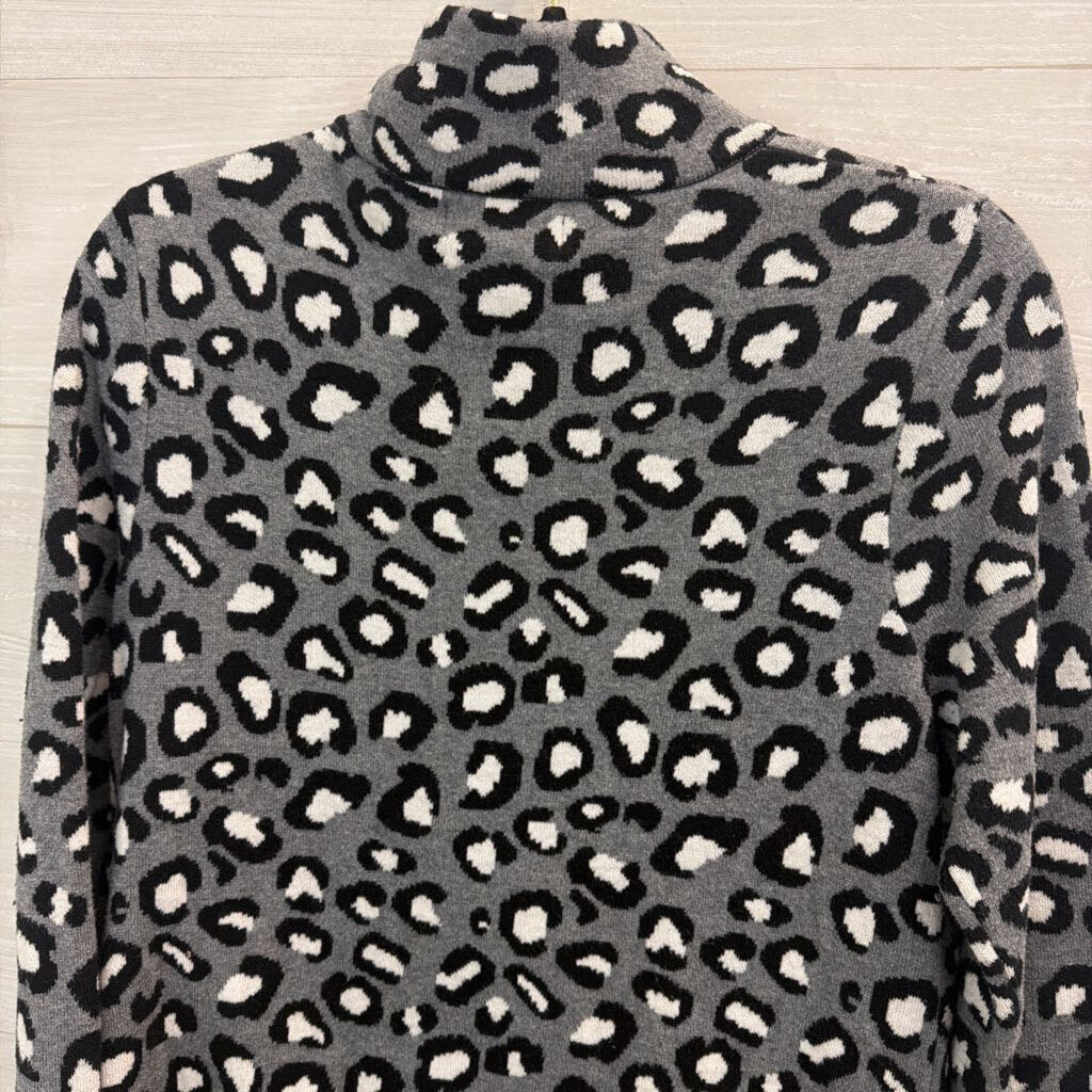 Rachel Zoe Grey/ Black Leopard Print Zip Up Sweater Medium