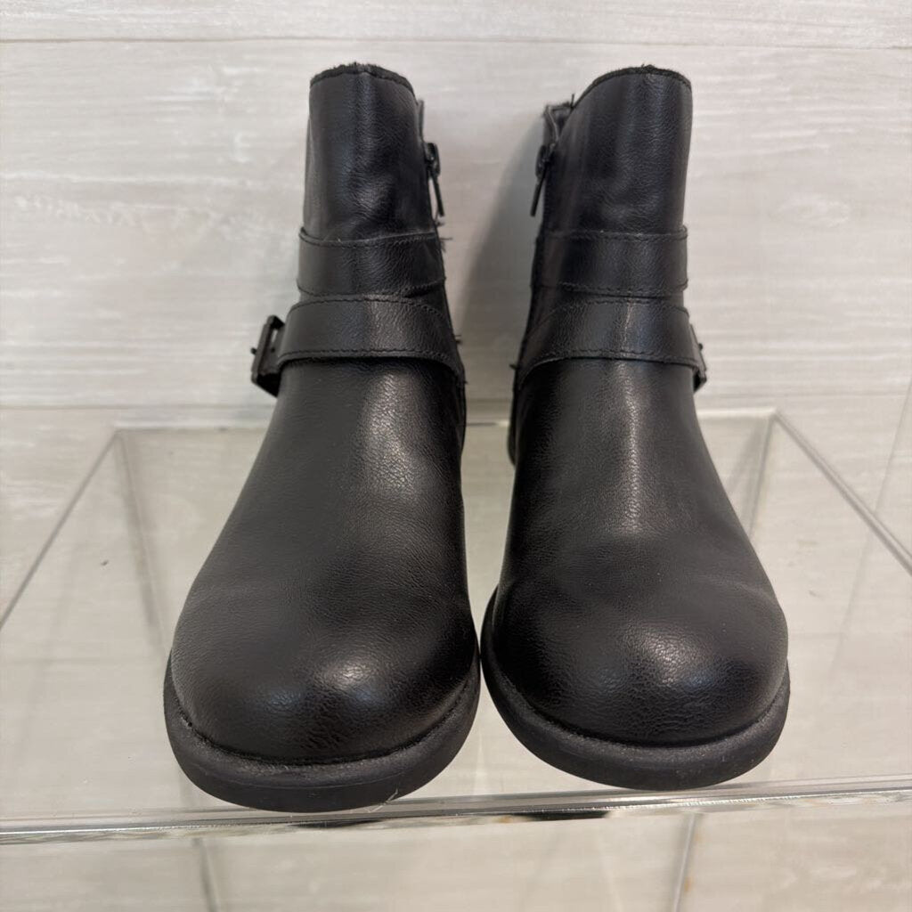 BOC Born Concept Black Leather Ankle Boots 8.5