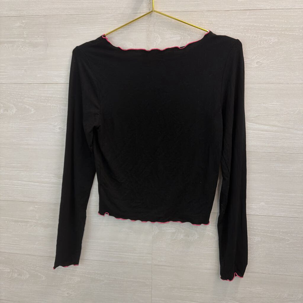 Forever 21 Black/ Pink Long Sleeve Cropped Hello Kitty Top Medium