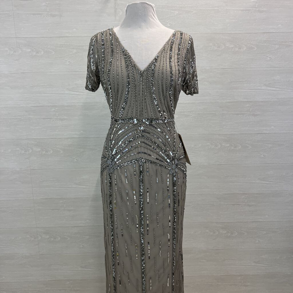 Adrianna Papell Beige/ Silver Sequin Embellished Short Sleeve Long Formal Dress 8