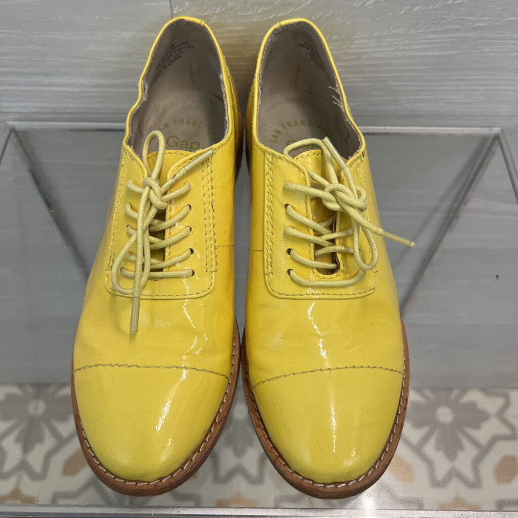 Gap Yellow Patent Leather Oxford Shoes 6